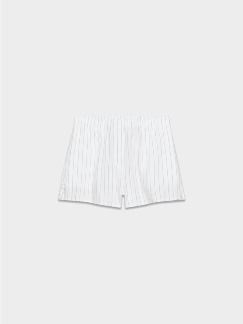 Aritzia Babaton Dispatch Short — Hndsn Strp Wt/Admiral, Size M